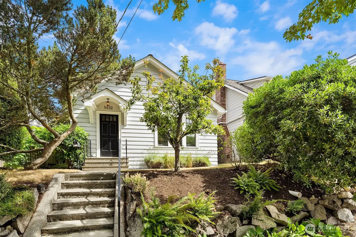 5632 Keystone Place N, Seattle, WA 98103 - #1