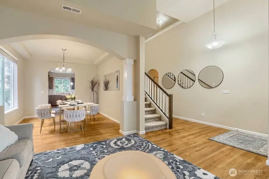 537 Queen Avenue Ne, Renton, WA 98056 - #2