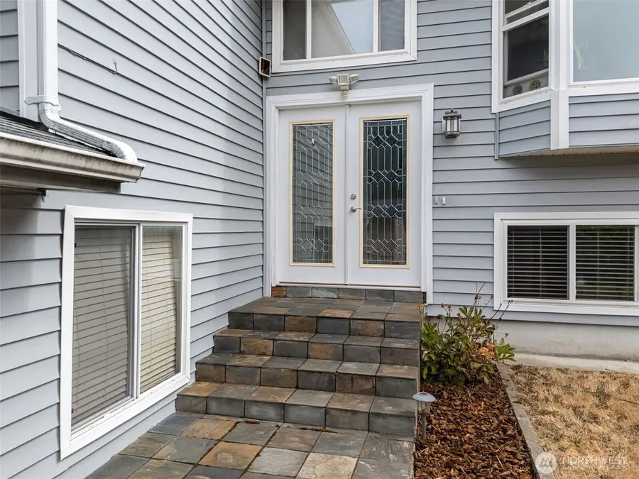 7048 Aegean Boulevard Ne, Bremerton, WA 98311 - #2