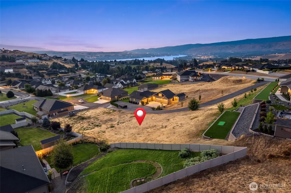 874 Autumn Crest Drive #7, Wenatchee, WA 98801 - #1