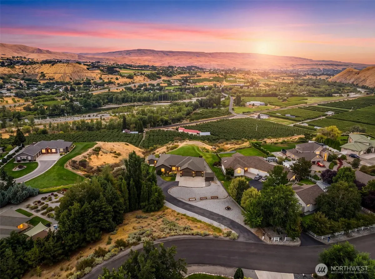 3045 Eastview Lane, Wenatchee, WA 98801 - #1