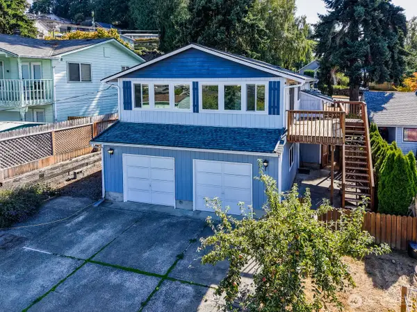 1127 E 6th Street, Port Angeles, WA 98362