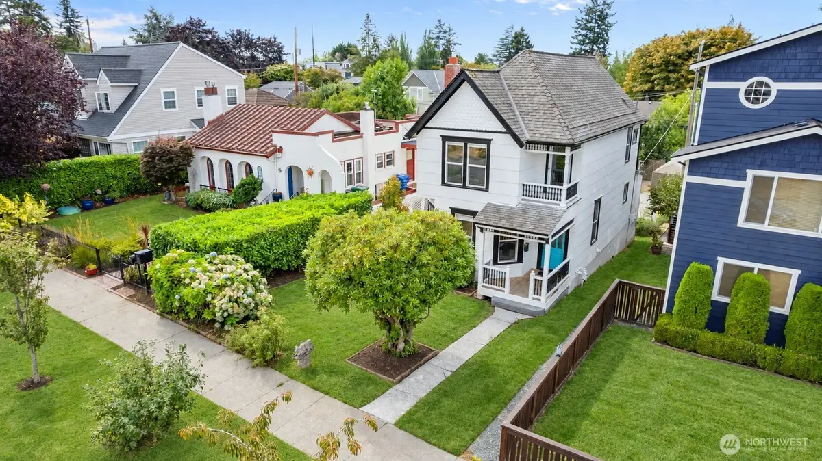 1921 44th Avenue Sw, Seattle, WA 98116 - #1