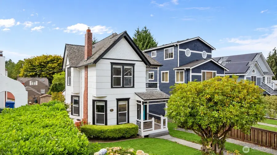 1921 44th Avenue Sw, Seattle, WA 98116 - #2