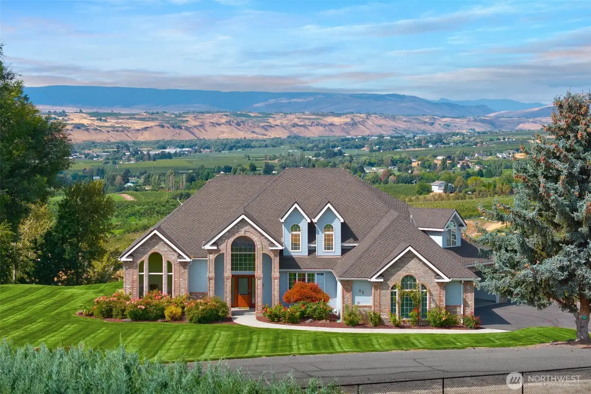 83 Koda Drive, Selah, WA 98942 - #1