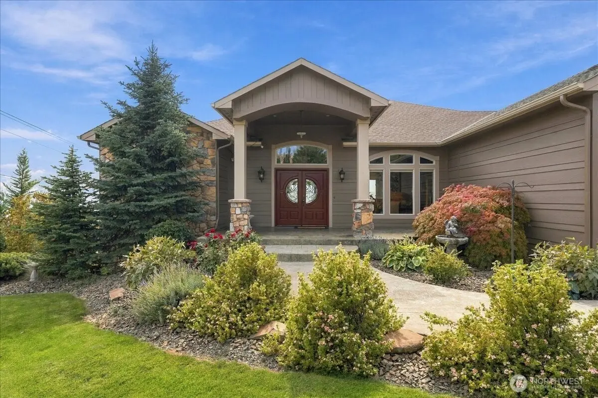 905 Golden Crest Drive, Wenatchee, WA 98801 - #1