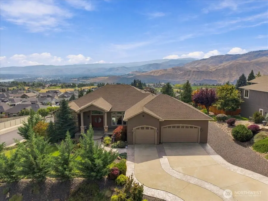 905 Golden Crest Drive, Wenatchee, WA 98801 - #2