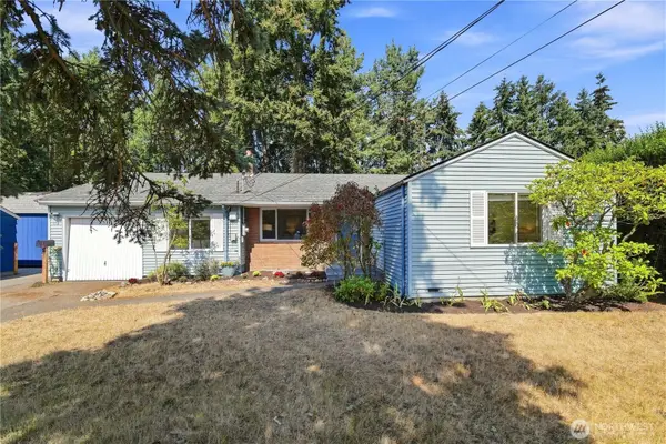 112 NW 159th Street, Shoreline, WA 98177