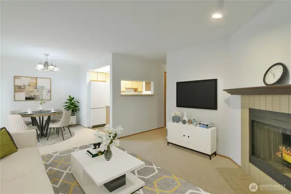700 N 160th Street #A314, Shoreline, WA 98133