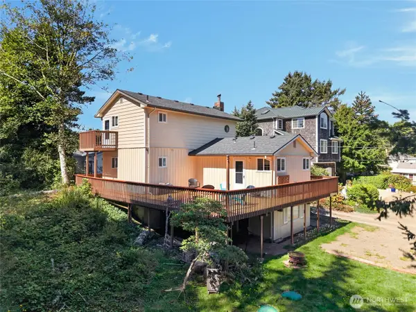 1208 228th, Ocean Park, WA 98640
