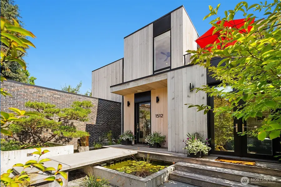 1512 32nd Avenue S, Seattle, WA 98144 - #3