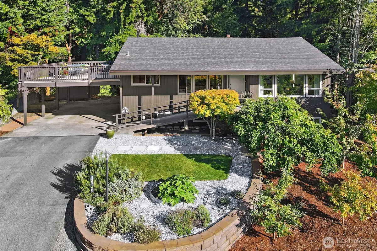 13748 16th Avenue Sw, Burien, WA 98166 - #1