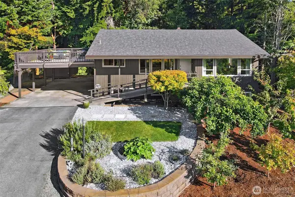 13748 16th Avenue Sw, Burien, WA 98166