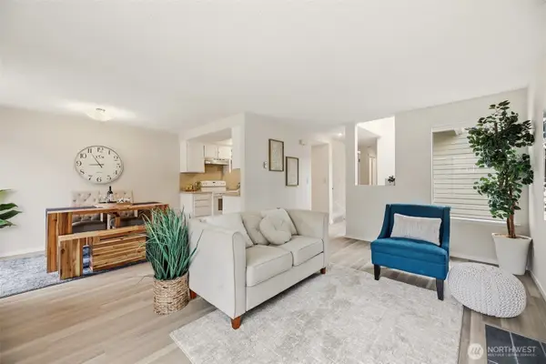2630 Club Court #102, Mount Vernon, WA 98273