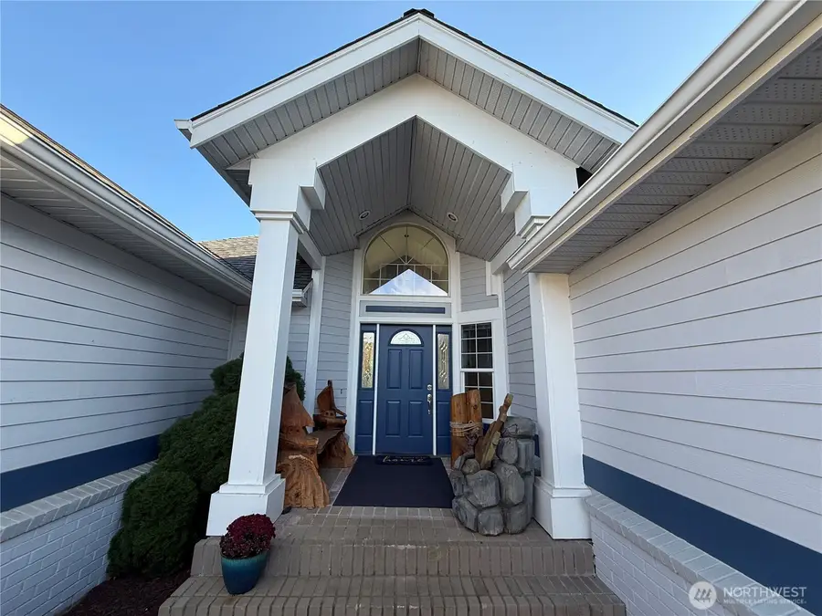 2557 Lakeridge Drive, Ferndale, WA 98248 - #3
