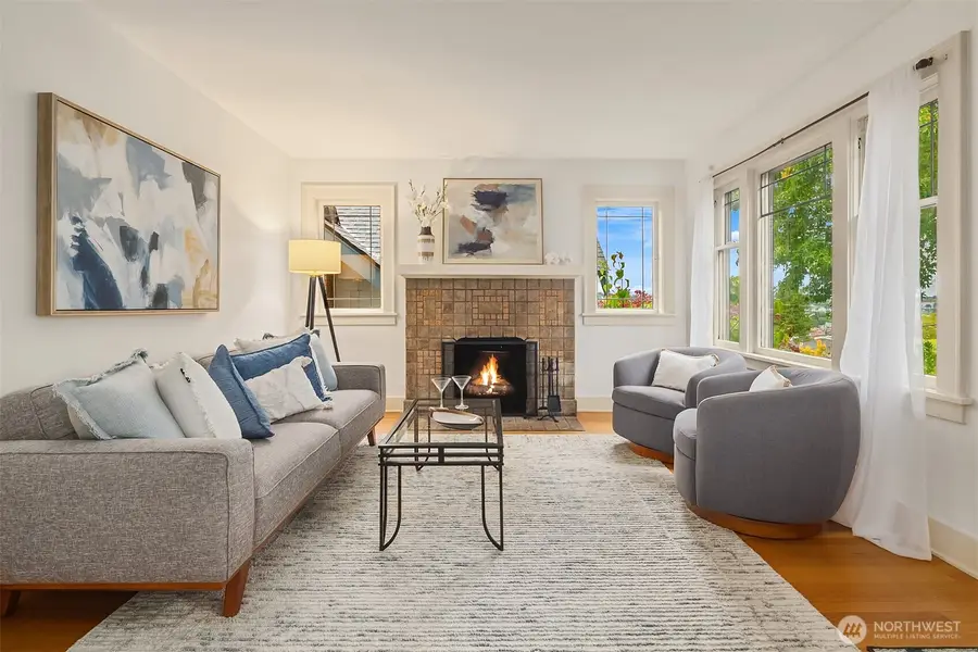 2609 Queen Anne Avenue N, Seattle, WA 98109 - #3