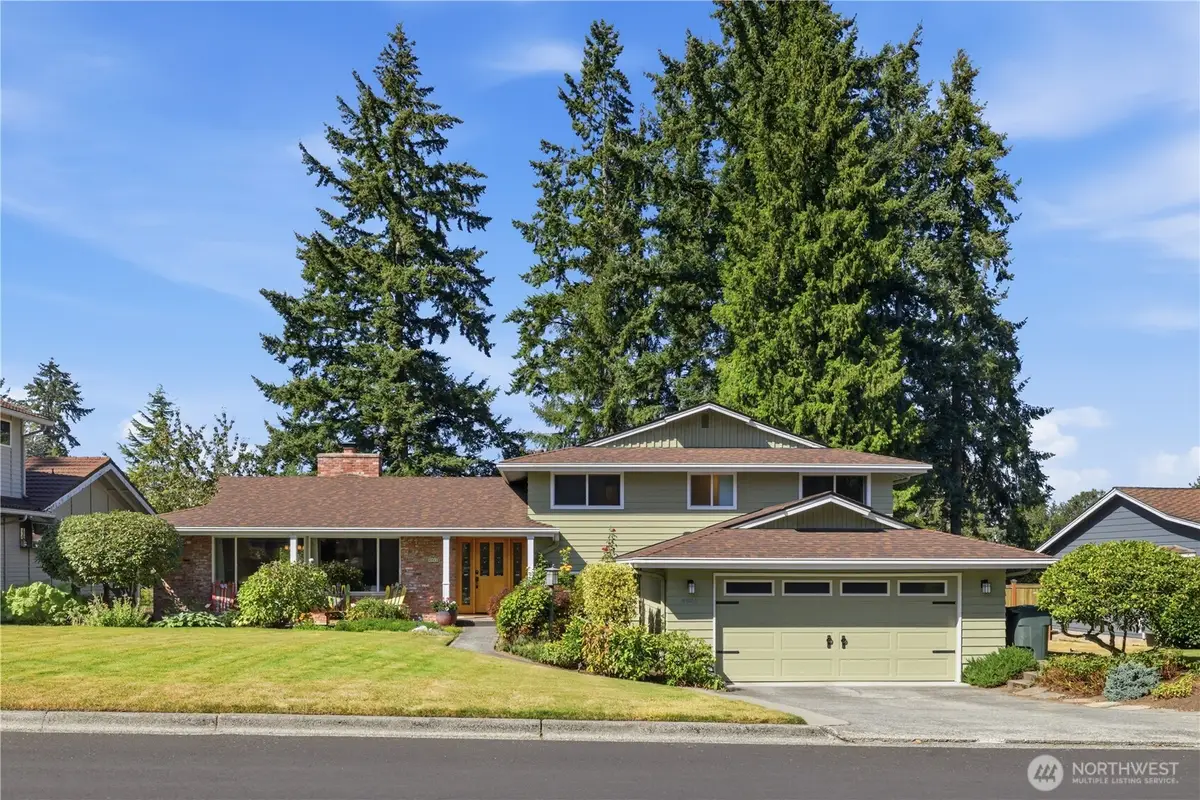 4941 125 Avenue Se, Bellevue, WA 98006 - #1