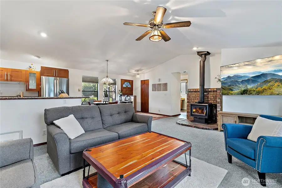 22057 SE 267th Street, Maple Valley, WA 98038 - #3