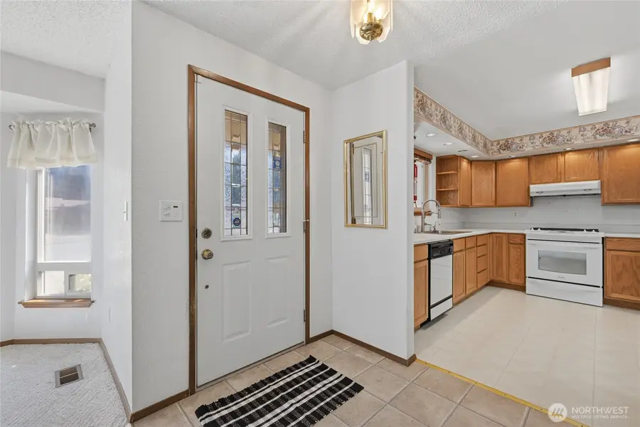 2904 11th Street Se, Puyallup, WA 98374 - #3