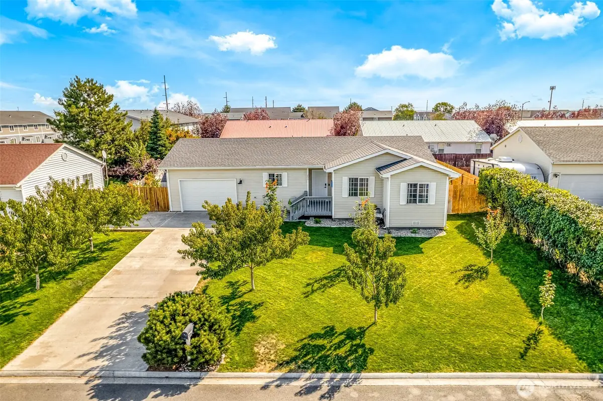 250 J Street Ne, Ephrata, WA 98823 - #1