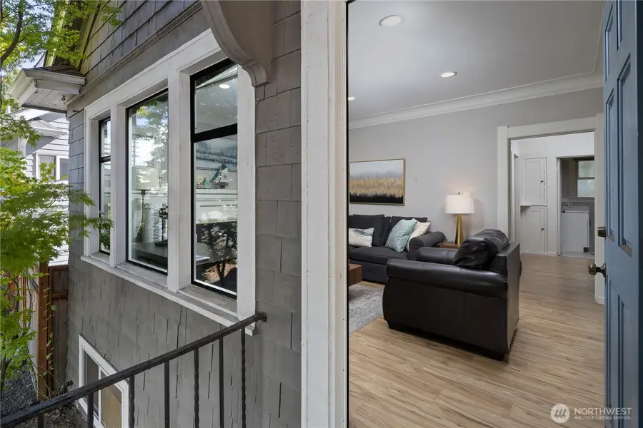 4812 Aurora Avenue N, Seattle, WA 98103 - #2