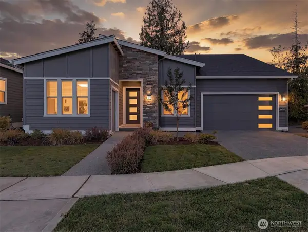 15402 174th Avenue Ct E, Bonney Lake, WA 98391