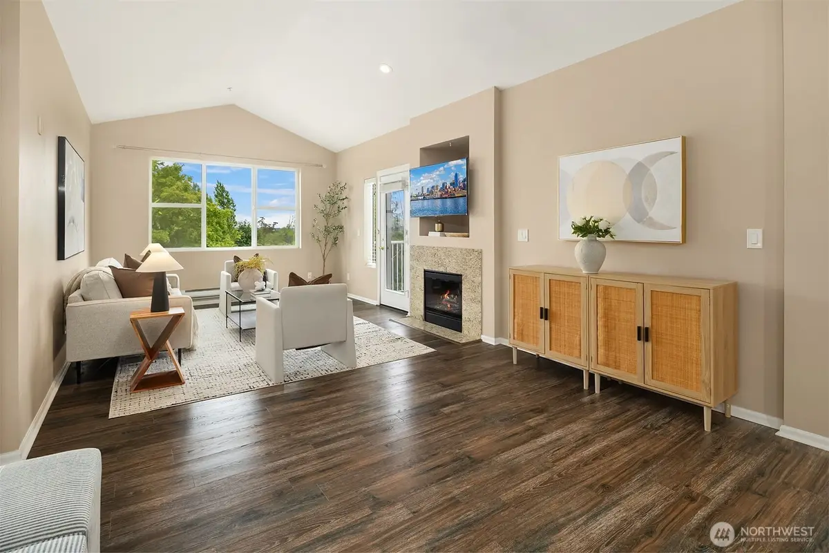 2830 SW Raymond Street #301, Seattle, WA 98126 - #1