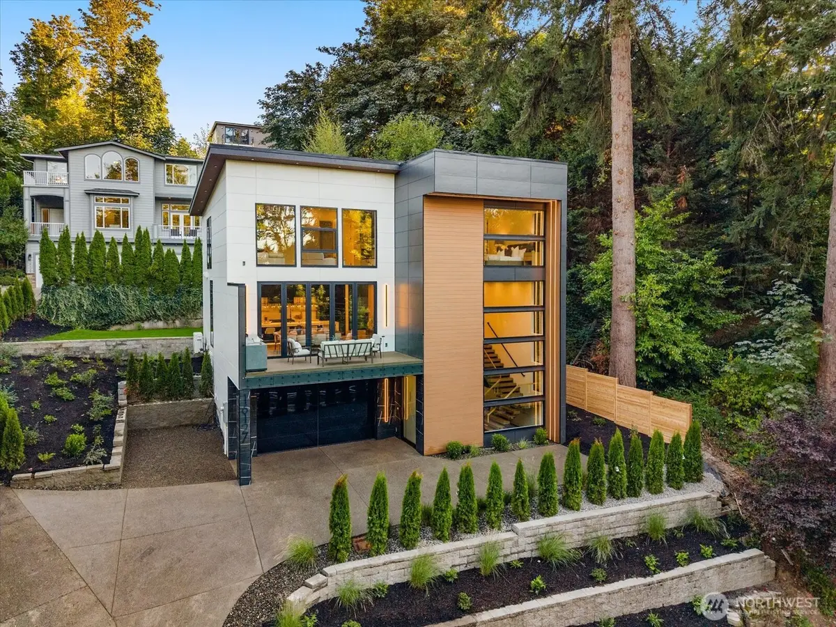 16127 SE 44th Way, Bellevue, WA 98006 - #1