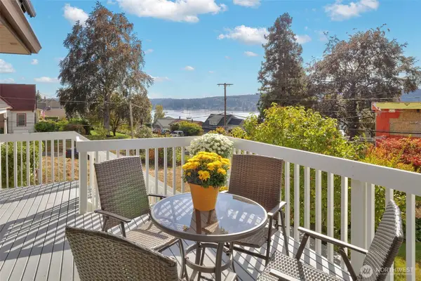 18750 Fjord Drive Ne, Poulsbo, WA 98370