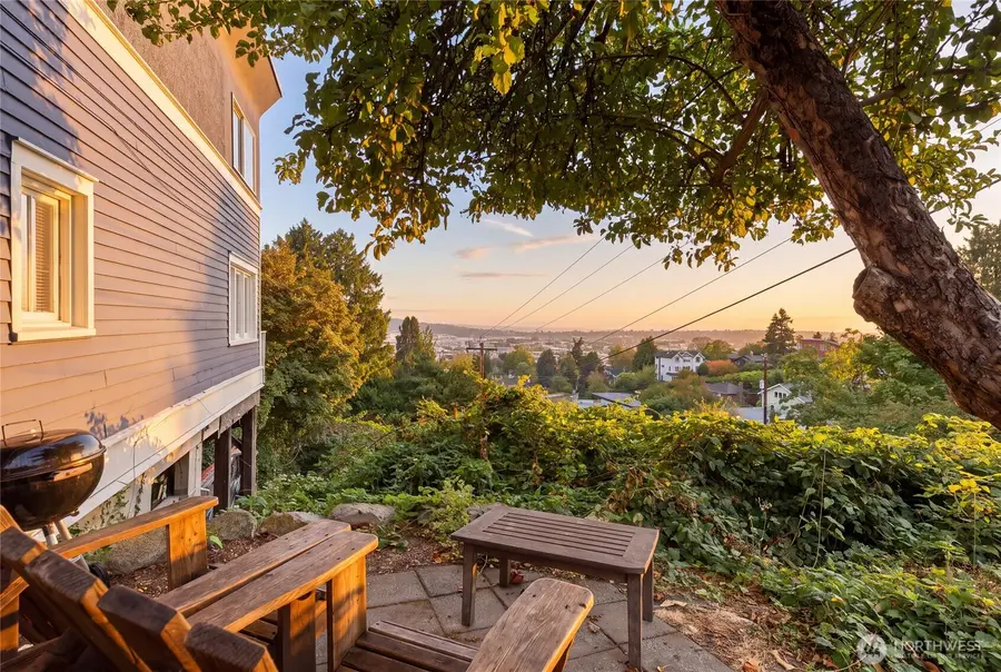 4259 Greenwood Avenue N, Seattle, WA 98103 - #2