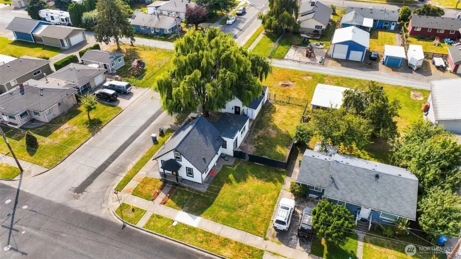 1102 6th Avenue Sw, Puyallup, WA 98371 - #3