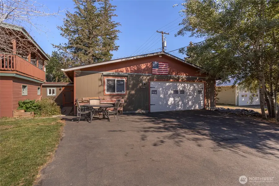 300 E Birch Street, Waterville, WA 98858 - #3