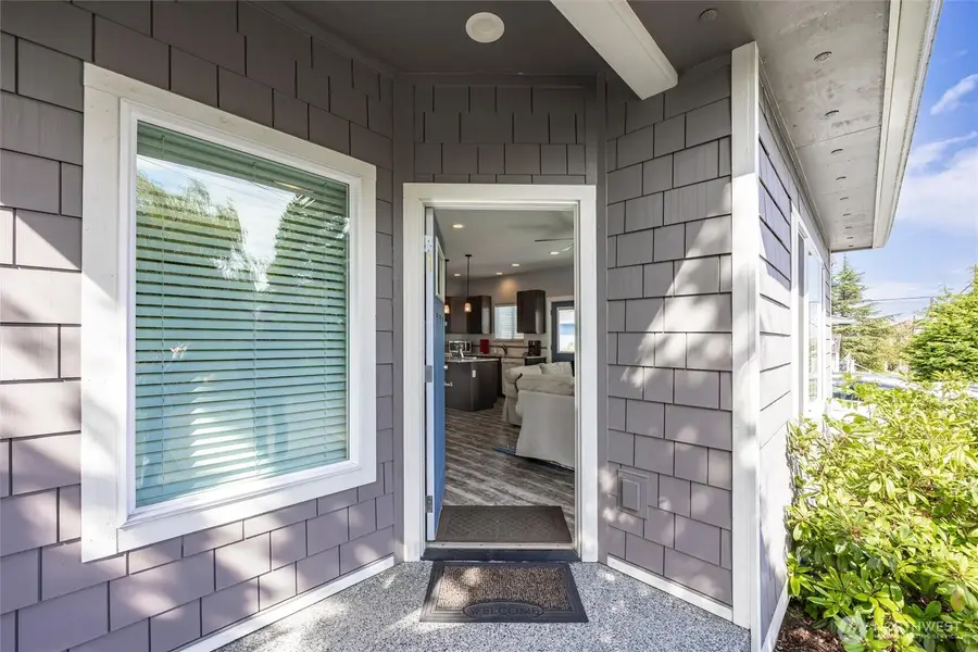 3320 Q Avenue, Anacortes, WA 98221 - #2