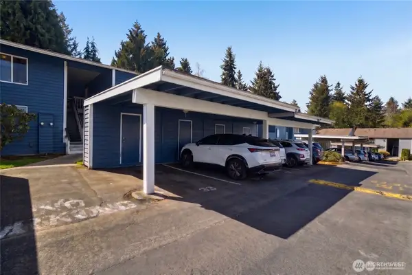 14401 SE Petrovitsky Road #D205, Renton, WA 98058