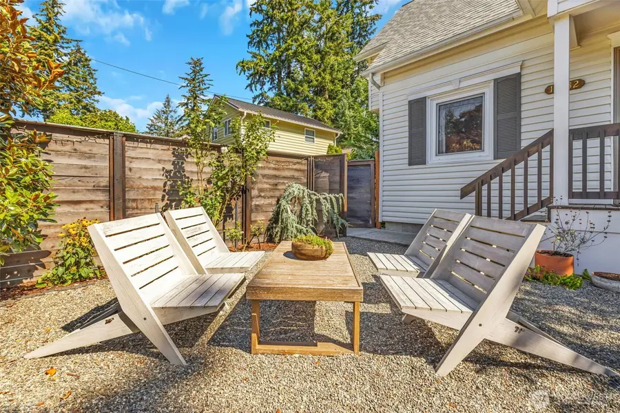 14332 Phinney Avenue N, Seattle, WA 98133 - #3