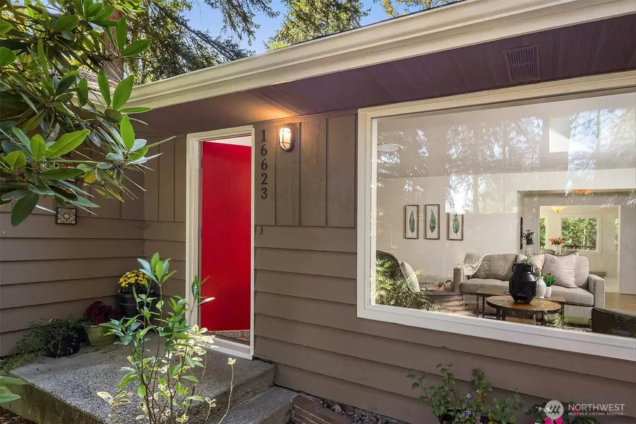 16623 Fremont Avenue N, Shoreline, WA 98133 - #2