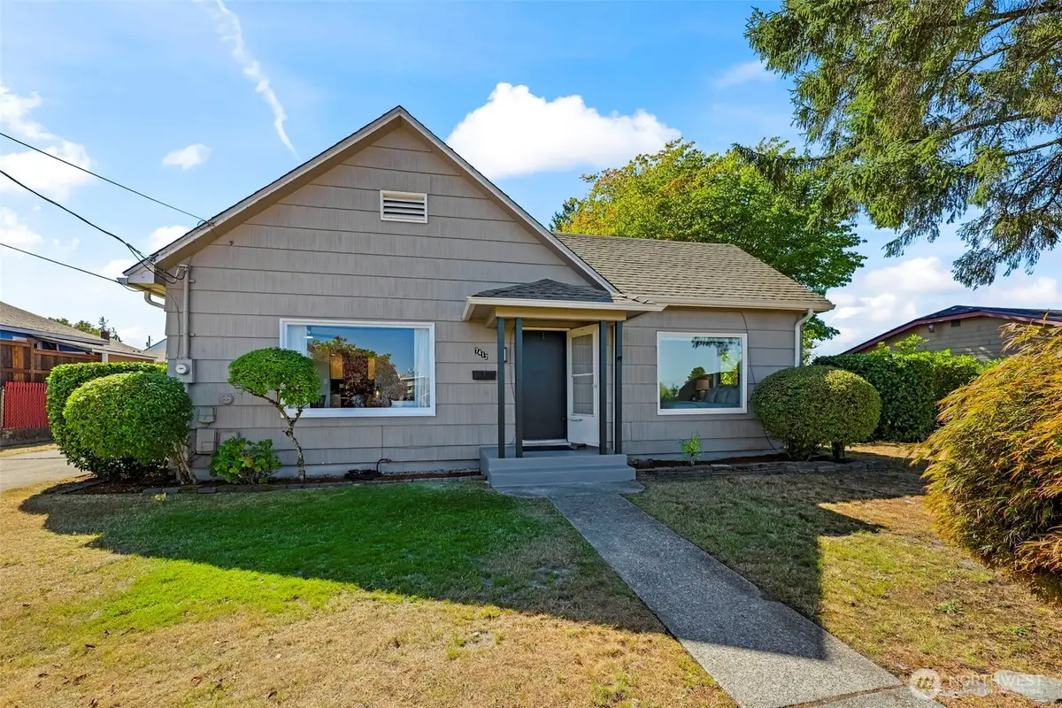 7412 S 8th Street, Tacoma, WA 98465 - #1