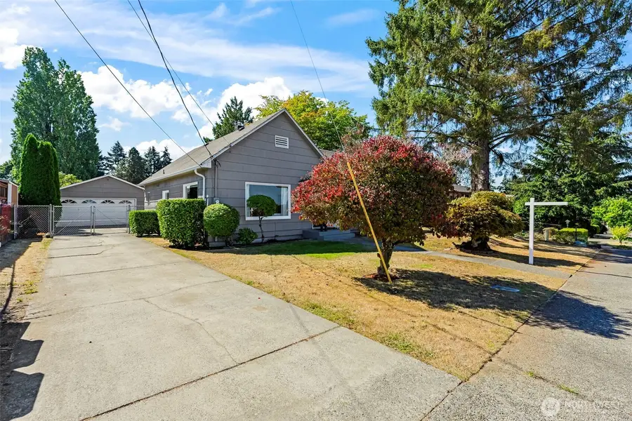 7412 S 8th Street, Tacoma, WA 98465 - #2