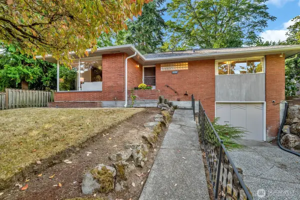5711 38th Avenue Ne, Seattle, WA 98105