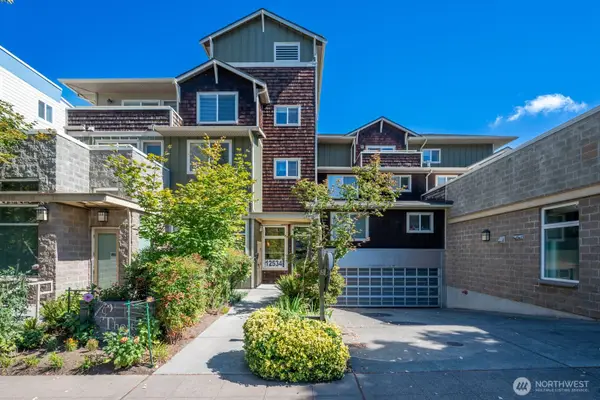 12534 15th Avenue Ne #36, Seattle, WA 98125