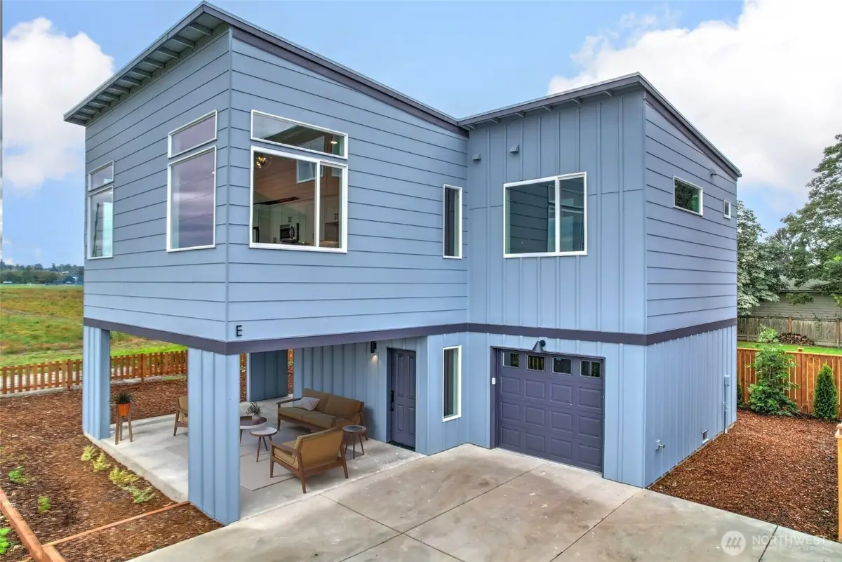 27523 102nd Avenue Nw #E, Stanwood, WA 98292 - #1