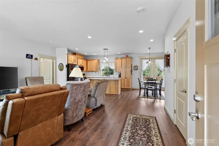 381 Studebaker Spur 2, Castle Rock, WA 98611 - #3