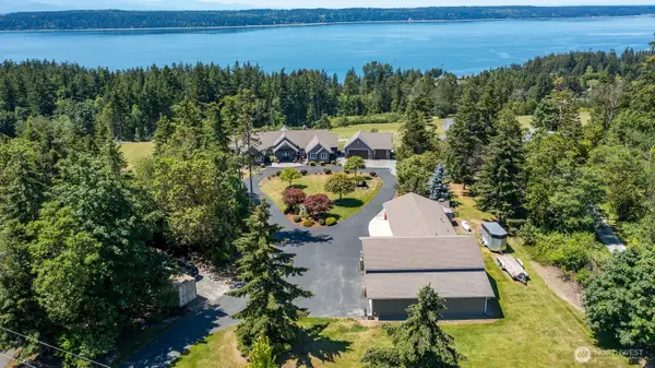 1538 Wintercreek Lane, Camano Island, WA 98282