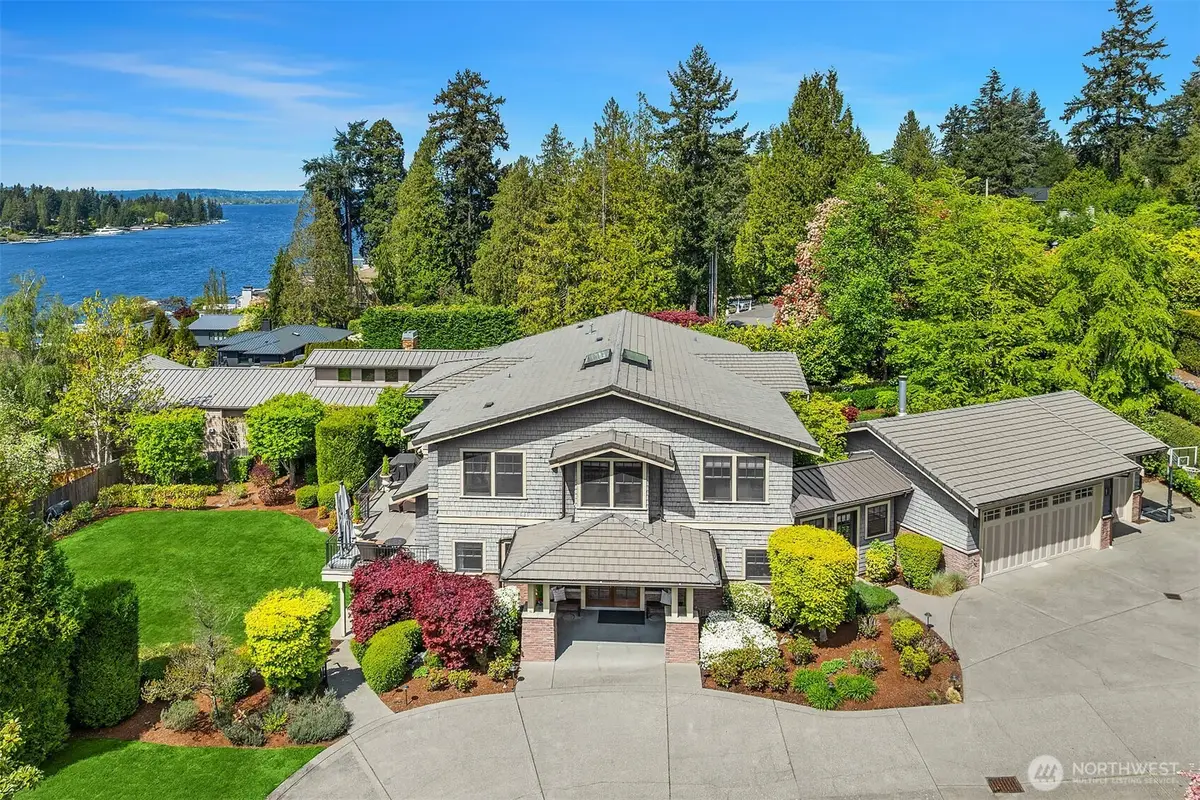 8910 NE 33rd Street, Yarrow Point, WA 98004 - #1
