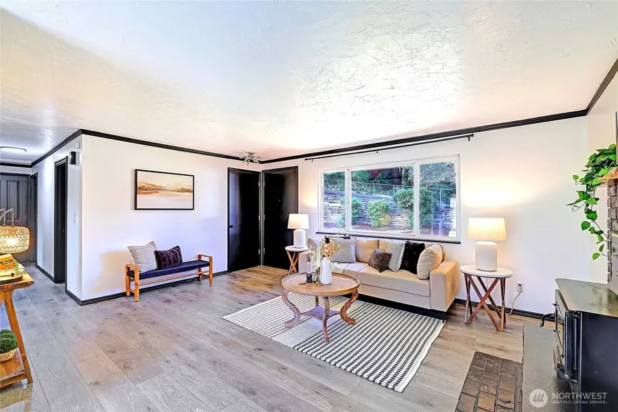 525 N Alcazar Avenue, Arlington, WA 98223 - #3