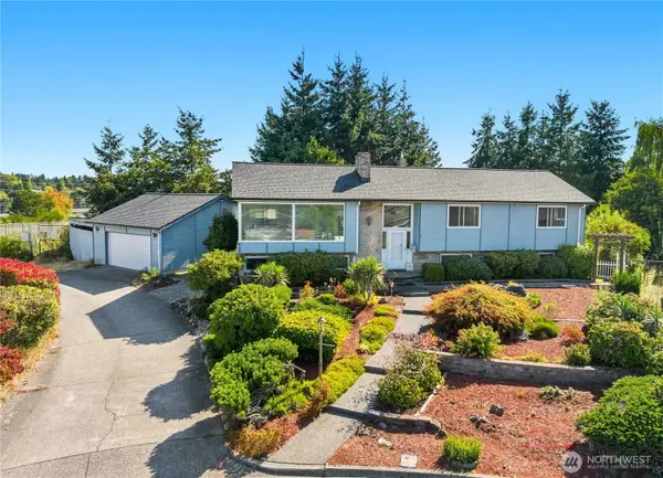 2455 Lenore Drive, Tacoma, WA 98406