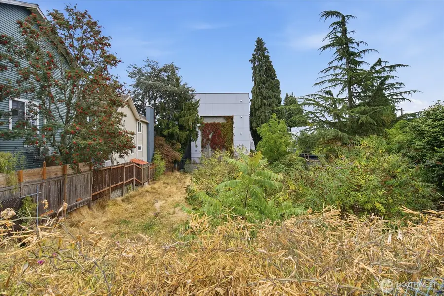 9309 Aurora Avenue N, Seattle, WA 98013 - #3