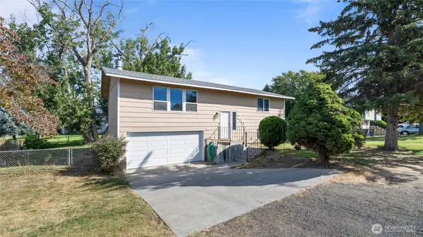 2402 W 16th Ave, Kennewick, WA 99337