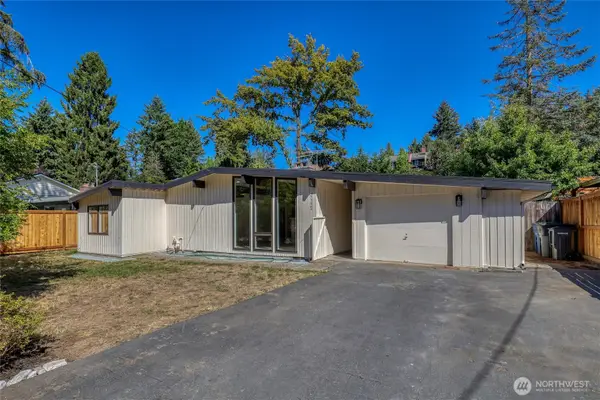 20224 1st Place S, Des Moines, WA 98198