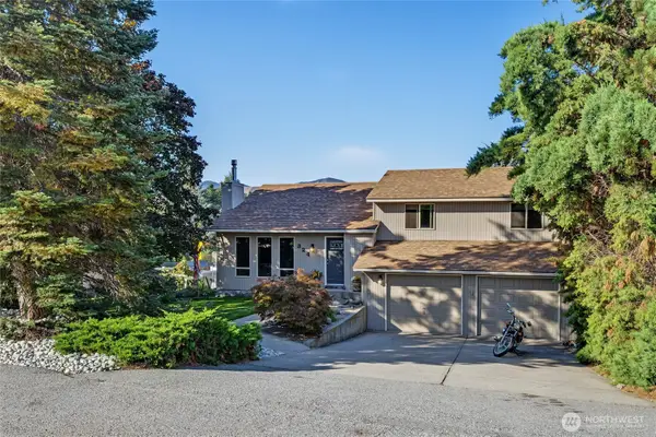 324 S Iowa Avenue, East Wenatchee, WA 98802